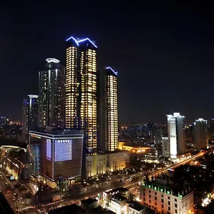 The Classic 500 Pentaz Executive Apartahotel